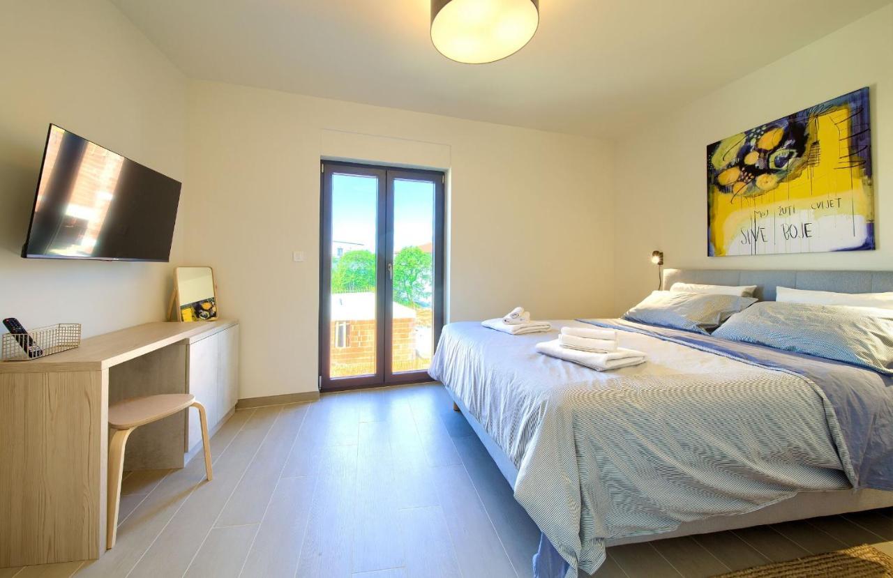 Apartments Sol Нивице Экстерьер фото