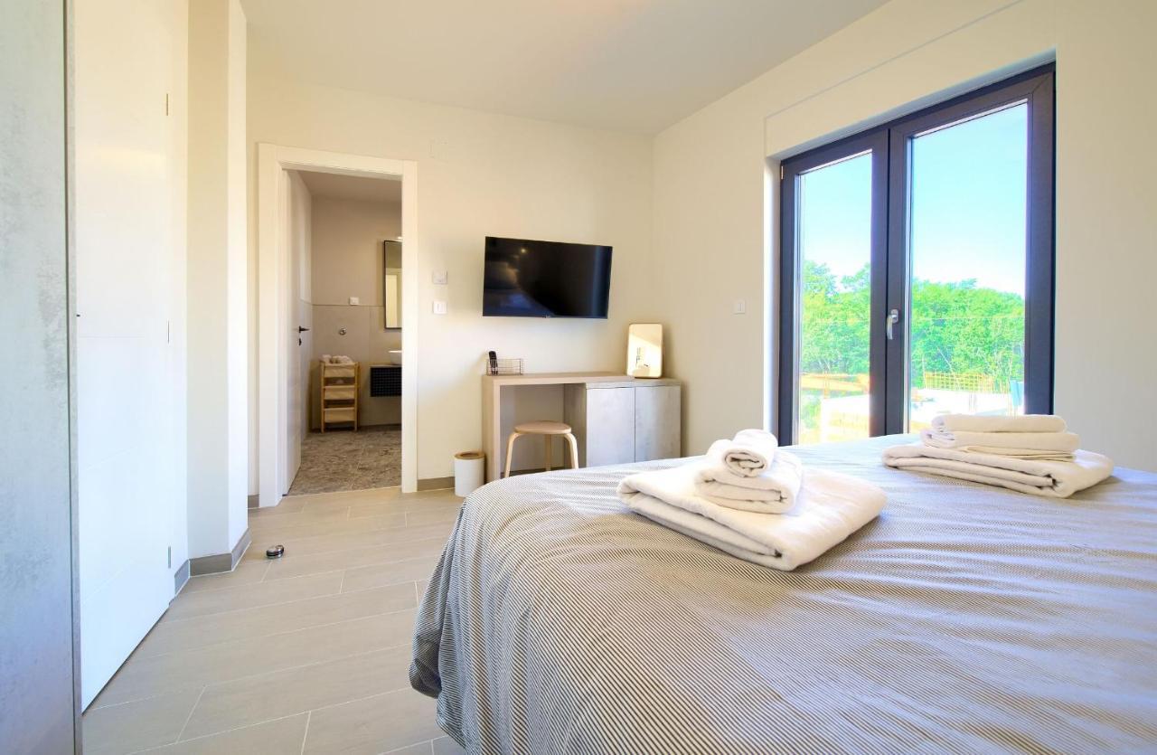 Apartments Sol Нивице Экстерьер фото