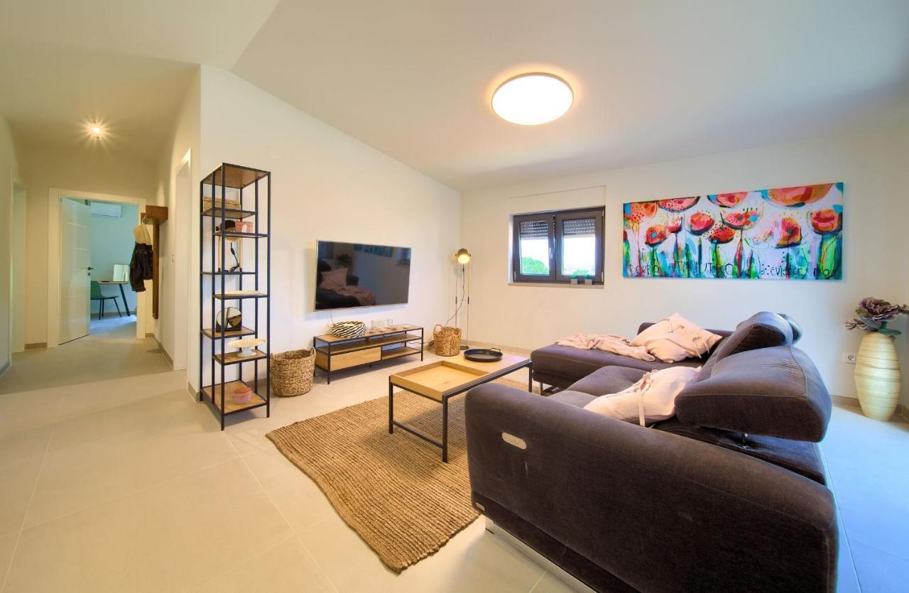 Apartments Sol Нивице Экстерьер фото